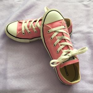 Girls pink converse